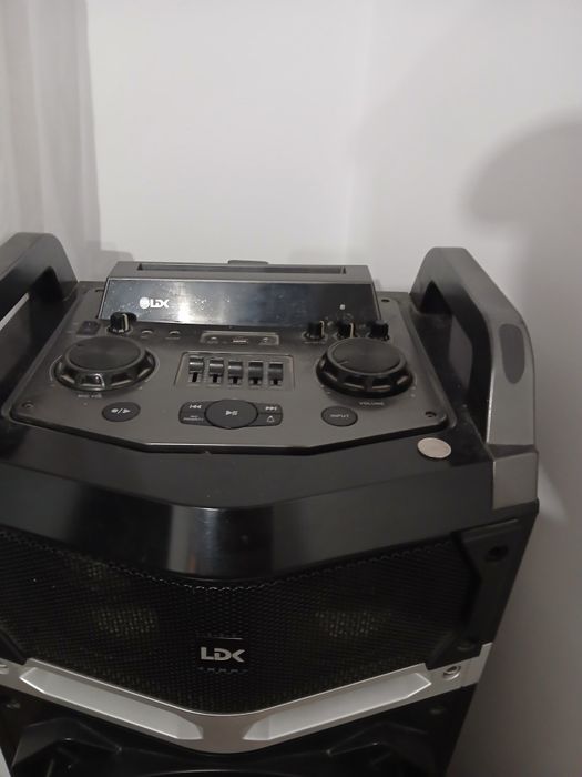 Vand boxa folosita foarte putin