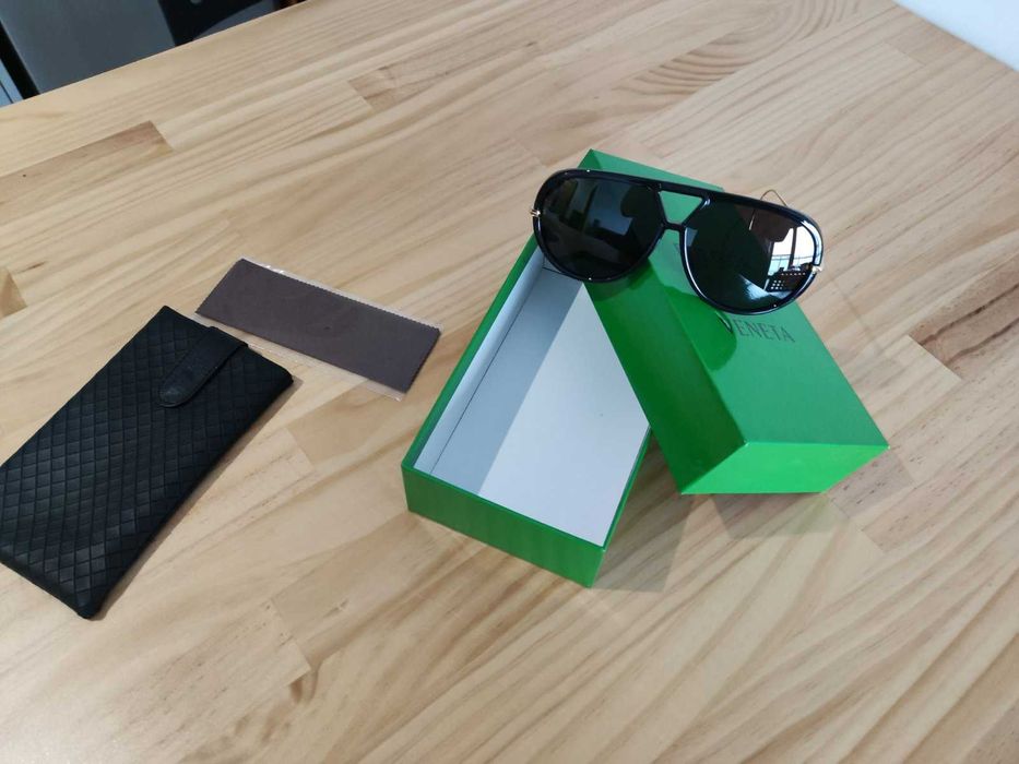 Ochelari de soare Bottega Veneta nou