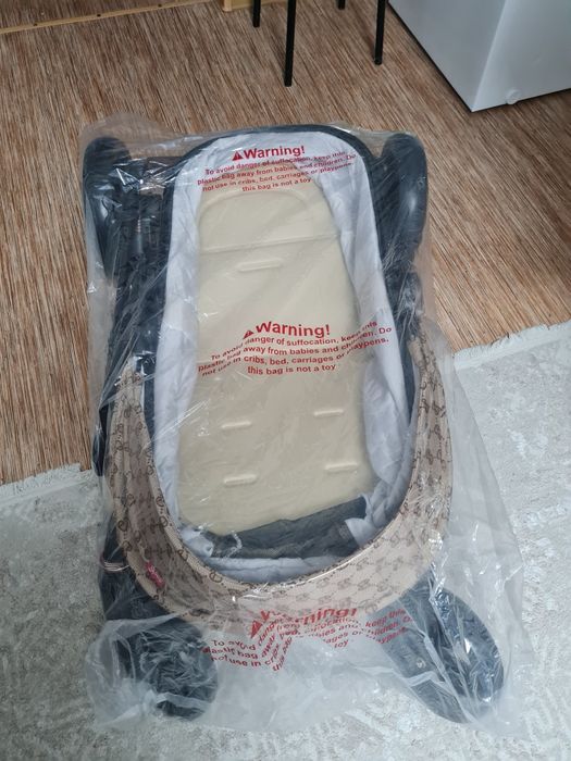 Продам коляску новую