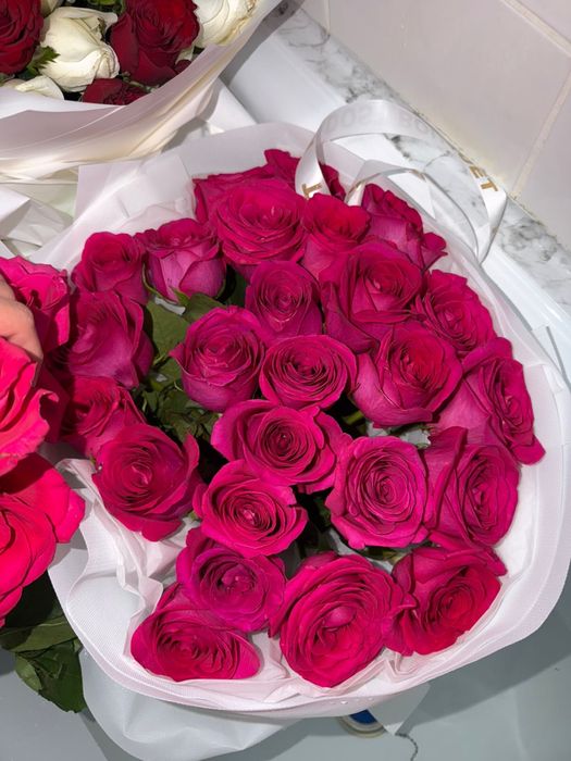 Цветы розы, 25 штук