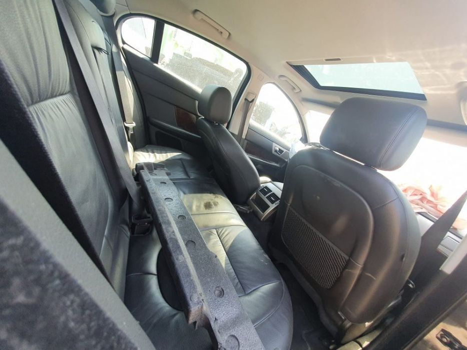 Dezmembrez Jaguar XF motor 2.7 TDV6  207cp 276dt dezmembrari piese cutie de viteze automata