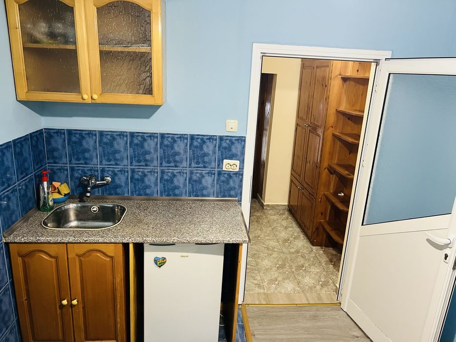 Дава се под наем Едностаен апартамент в Благоевград, Еленово 1 - 30 кв.м за 127.5 € - Снимка #2