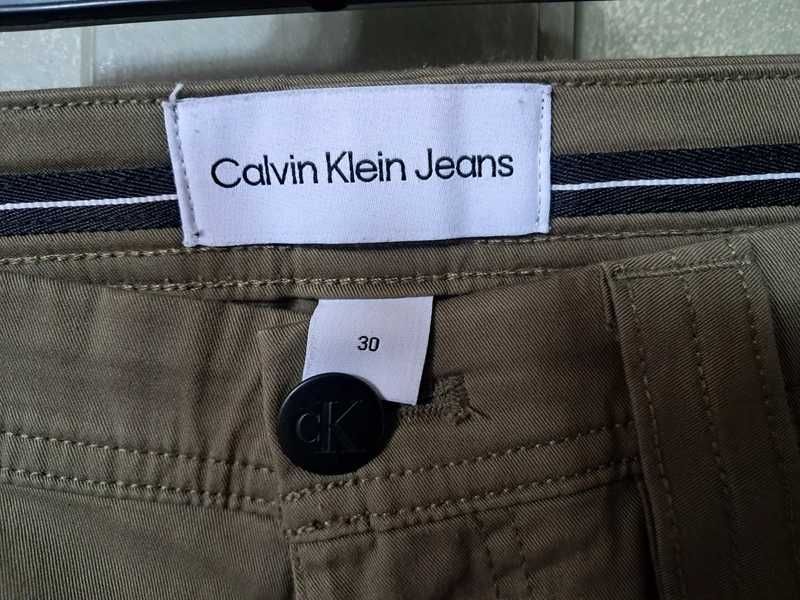 Pantaloni cargo Calvin Klein Jeans, mărimea 30, kaki/olive