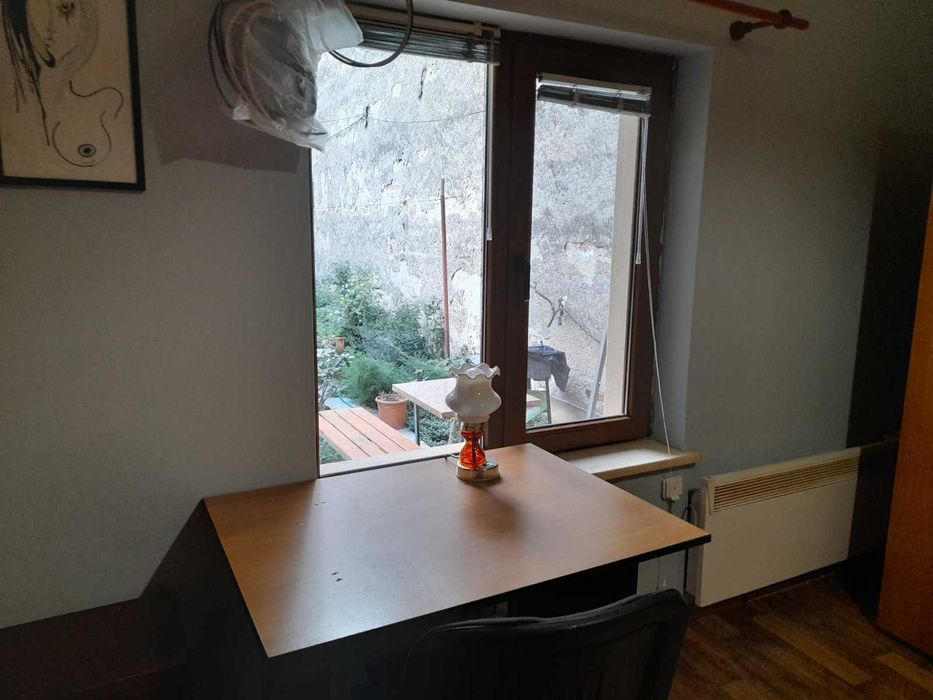 Дава се под наем Къща в Добрич, Център - 40 кв.м за 178.5 € - Снимка #6