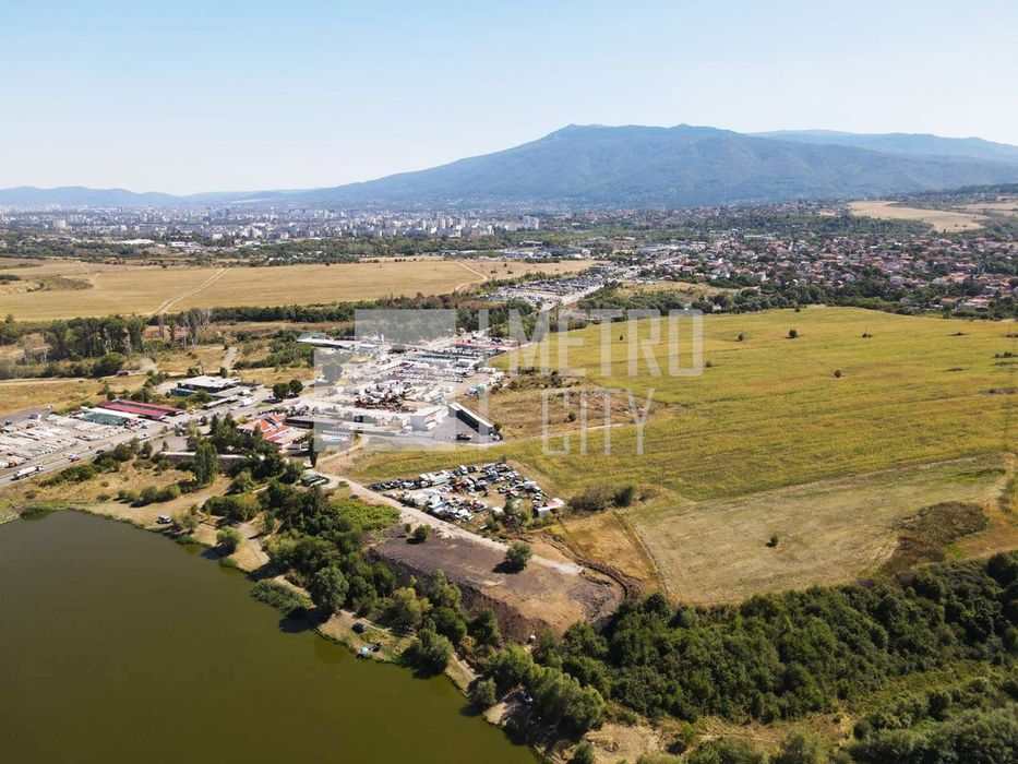 Продава се Парцел в София, Суходол - 13050 кв.м за 56 €/кв.м - Снимка #8