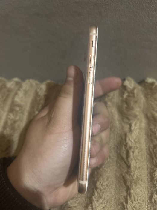 iPhone 8 без коробки