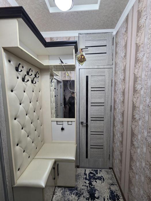 11 maktab 9 bozor oldida