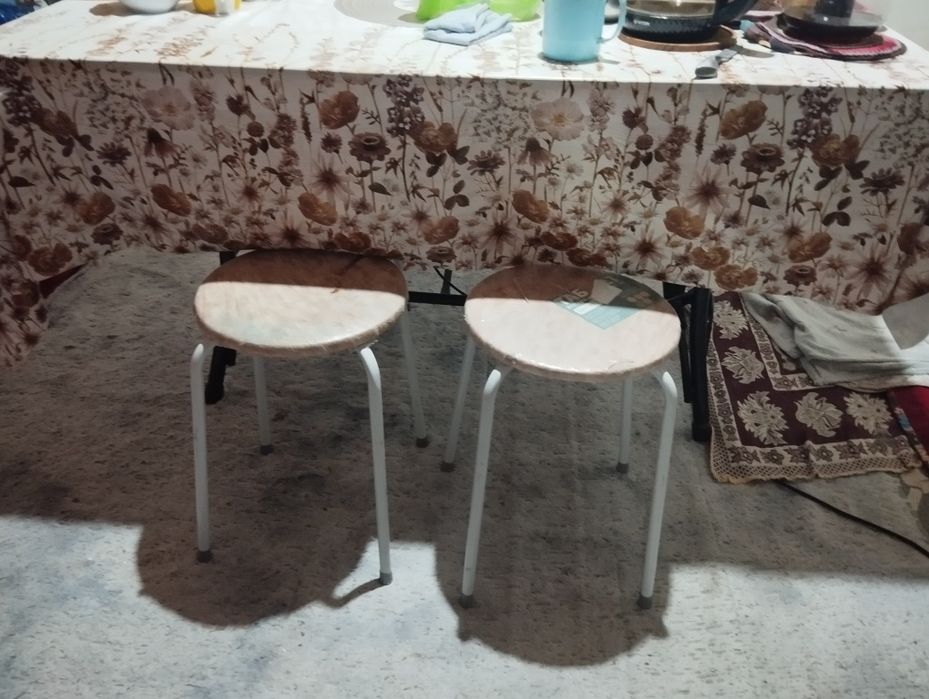 Продам стол со стульями