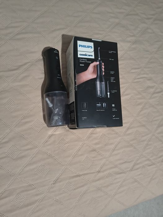 Зъбен душ Philips Sonicare 3000