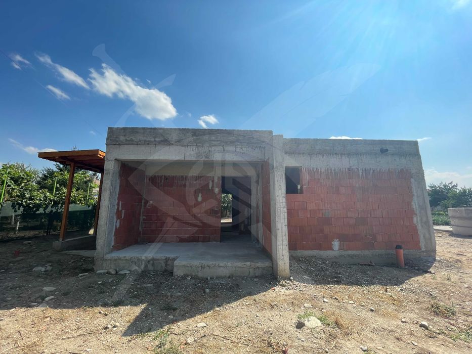 Продава се Къща в с. Катуница, Област Пловдив - 131 кв.м за 903 €/кв.м - Снимка #1