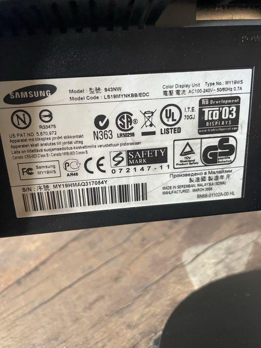 Монитор Samsung SyncMaster 943NW