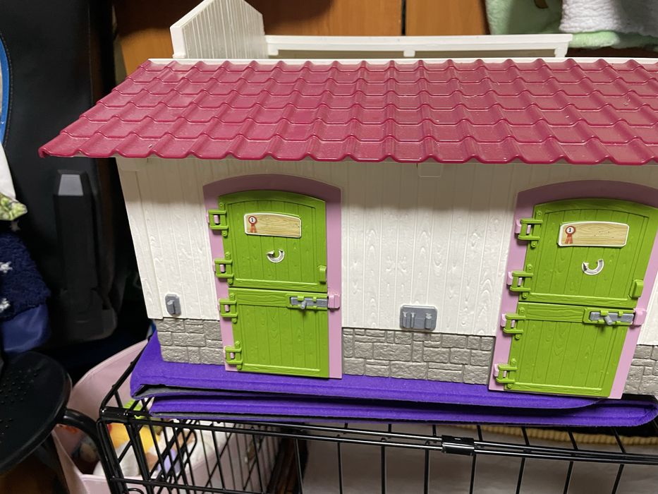 Ferma de cai Schleich Targu-Mures • OLX.ro
