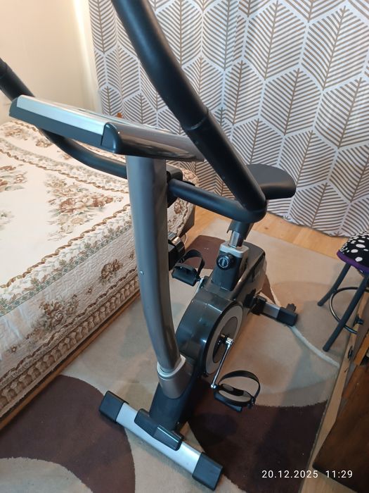 Велотренажер в хорошем состоянии