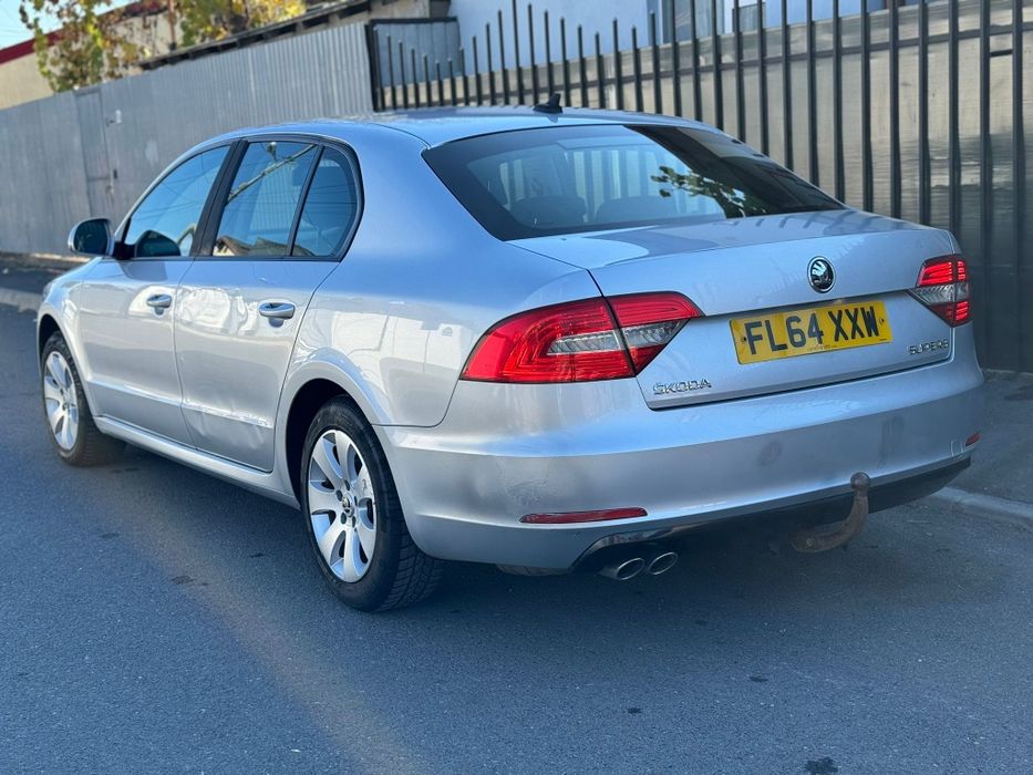 Dezmembrez skoda superb 2 facelift