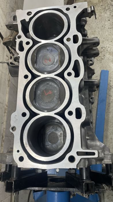 Блок двс 2AZ от Тойота