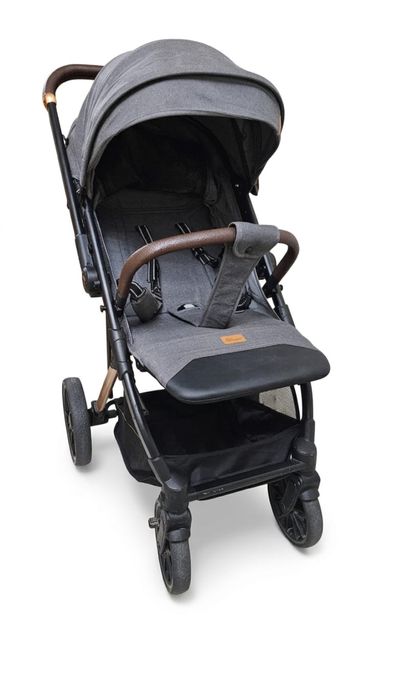 Коляска прогулочная