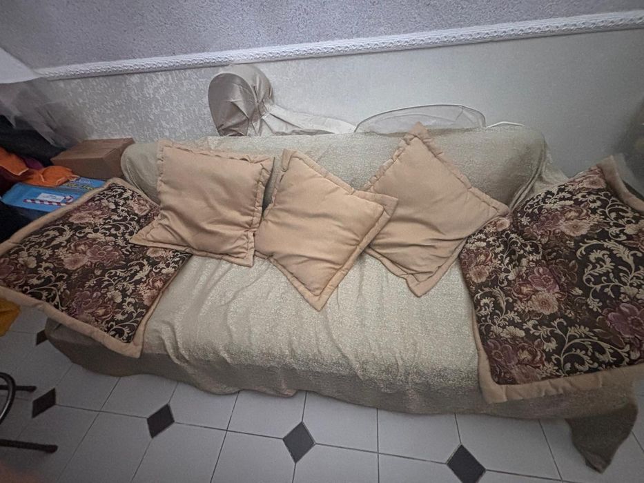 Продам раскладной диван б/у