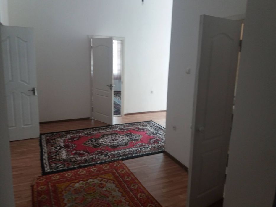 Политотделда уй сотилади