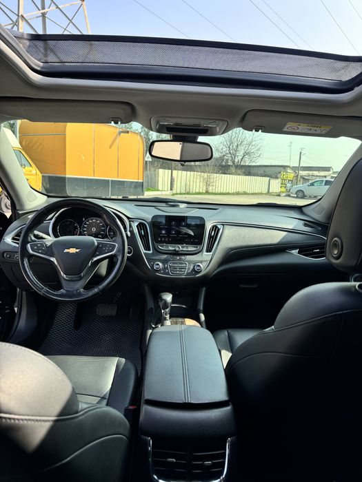 Chevrolet Malibu Premier 2.0 Turbo sotiladi