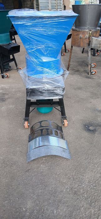 Универсальный дробилка