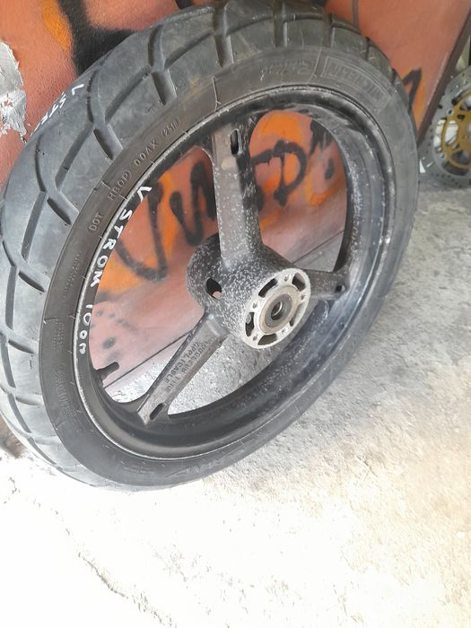 Предна джанта suzuki dl 1000 v strom