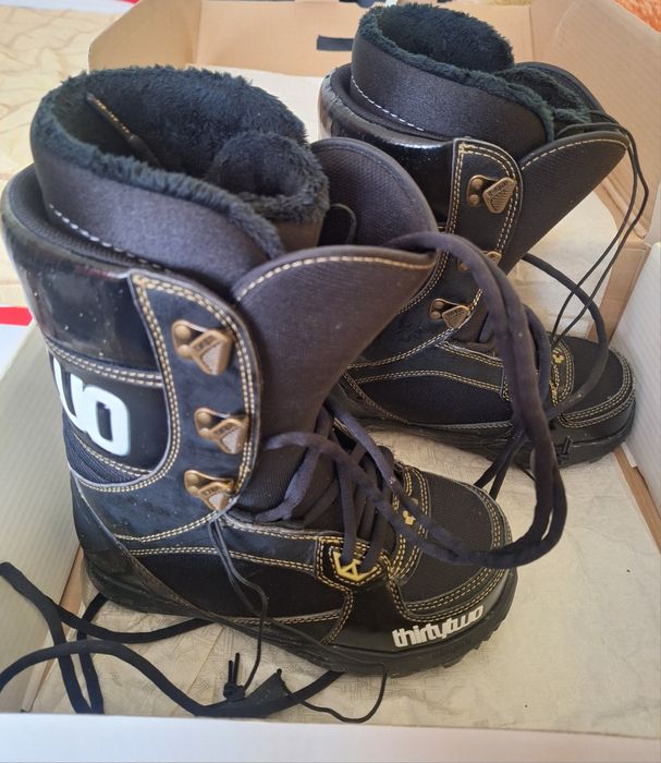 Обувки за сноуборд - Thirty-two