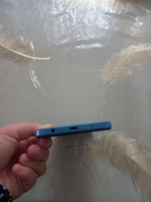 Telefon Poco C 51 sotiladi. Hamma narsani orginal.