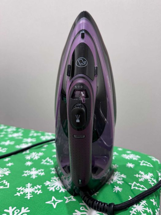 Продаю утюг BRAUN TexStyle 9