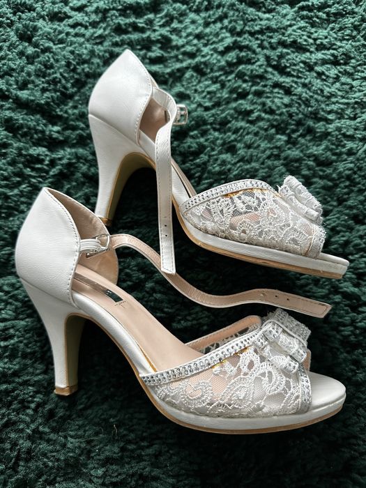 Pantofi de mireasa 36 de vanzare