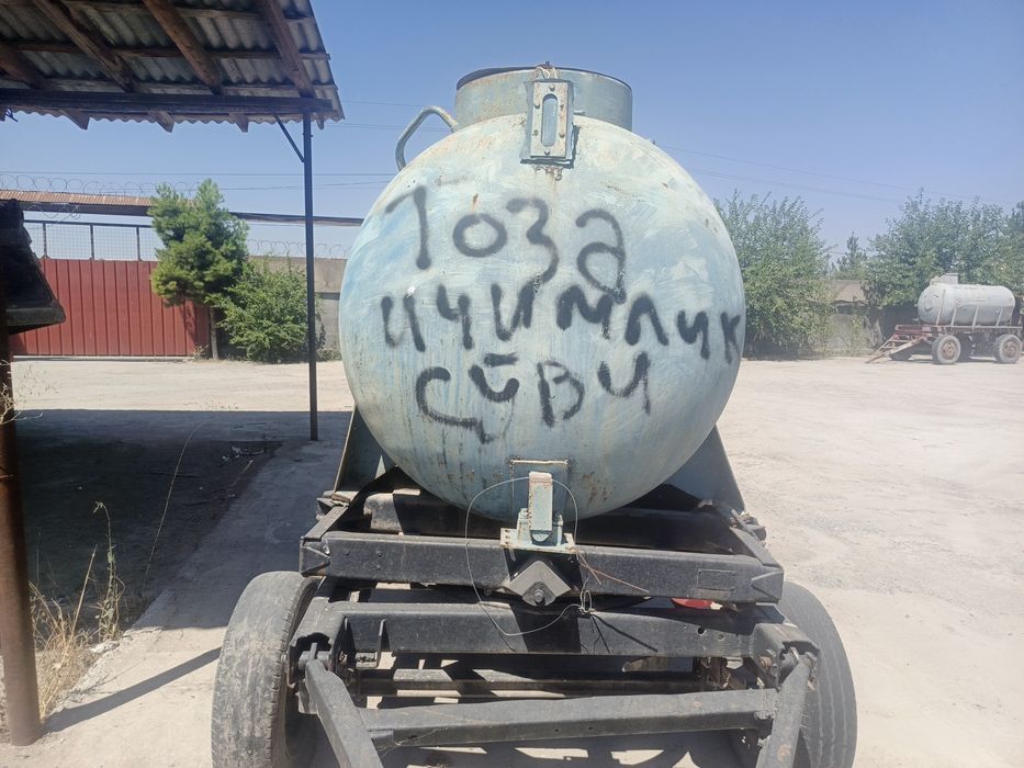 Ichimlik suv bochkasi