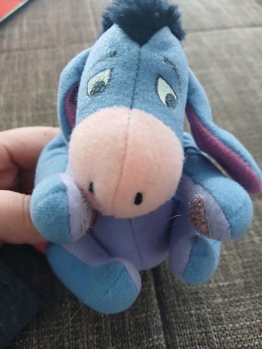 Vând pluș cu Winnie the Pooh