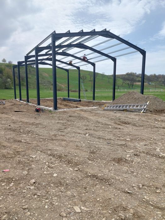 Confectionam livram si montam structurii hale metalice