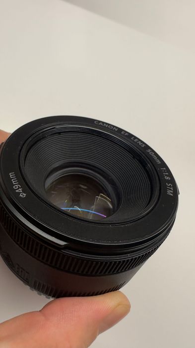 Canon EF 50mm f/1.8 STM