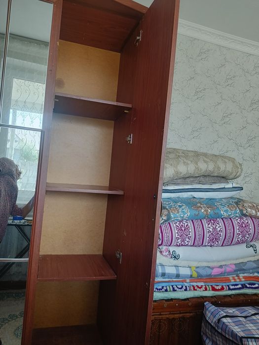 Шкаф для одежды сатылады