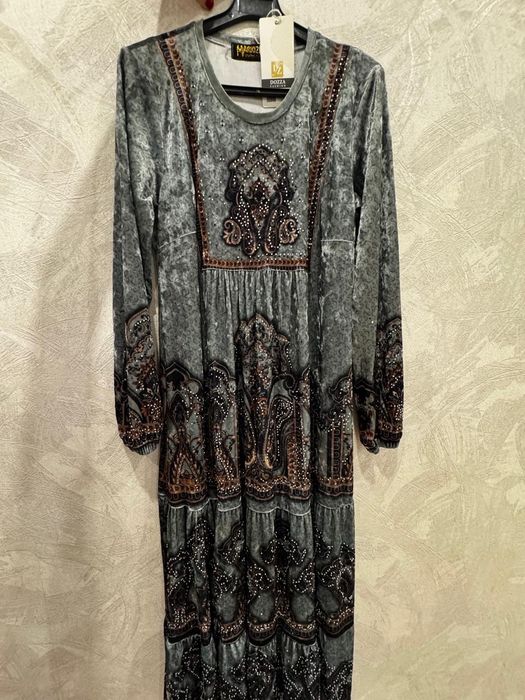 Продам платье новое