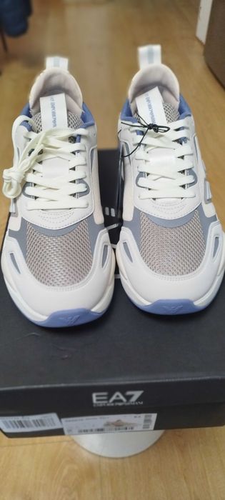 !!!Армани EA7 оригинални чисто нови маратонки!!!