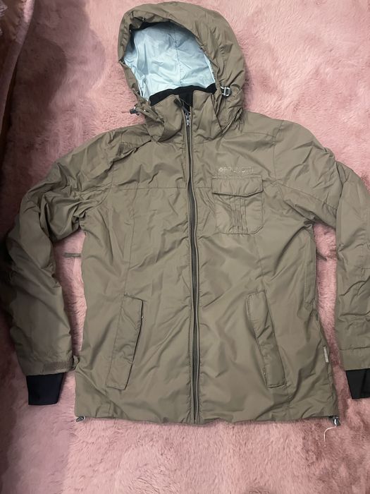 Скии панталони, якета- С, М и Л размер- по 20 лева