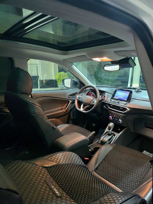 Tracker Redline 2024