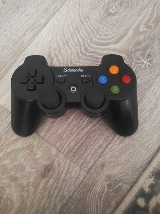 Продаю геймпад в хорошем состоянии почти им не пользовался