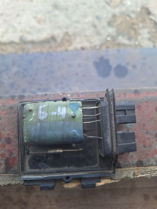 Запчасти на Ауди 80 Б4