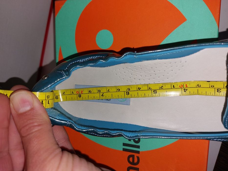 Pantofi nr. 35 piele naturala lacuita, Rondinella - NOI