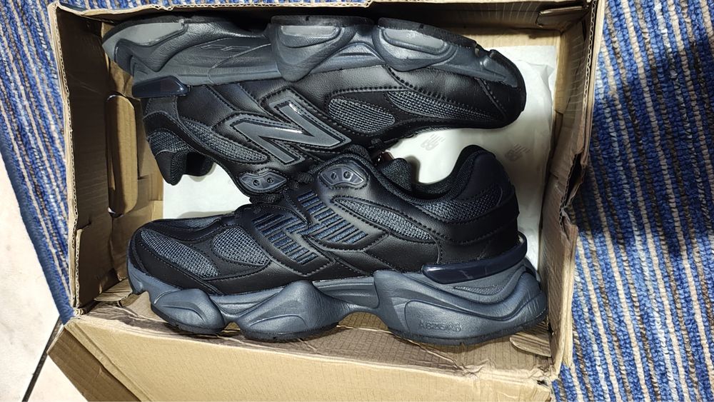 New balance barbati 41,5 negru