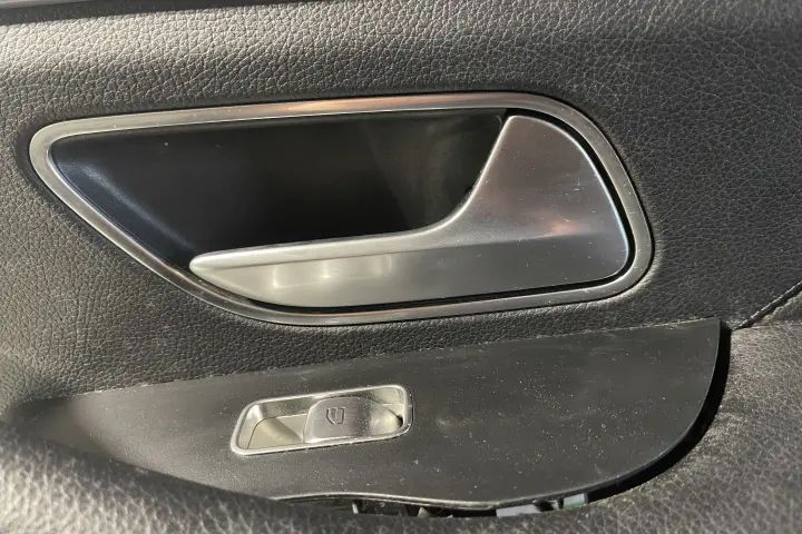 Fata / Tapiterie usa fata dreapta Mercedes-Benz GLE 2020