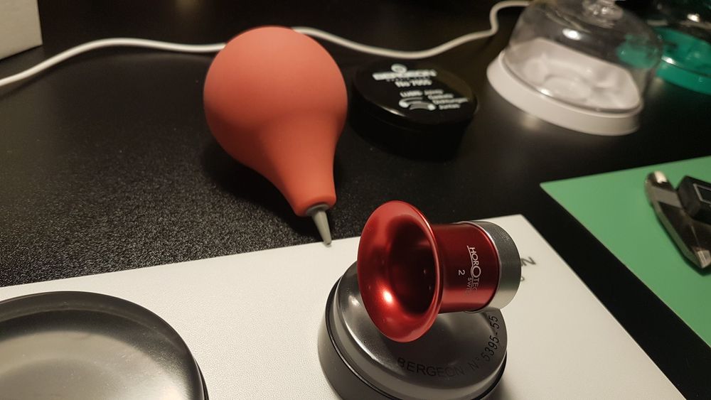 Ремонт на часовници Seiko Kinetic