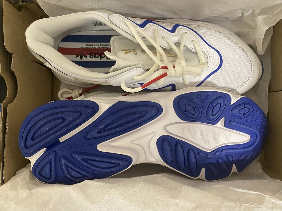 Кроссовки Adidas Ozweego