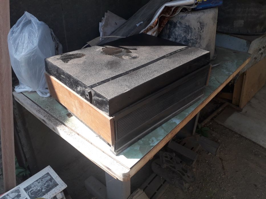 Продам магнитофон