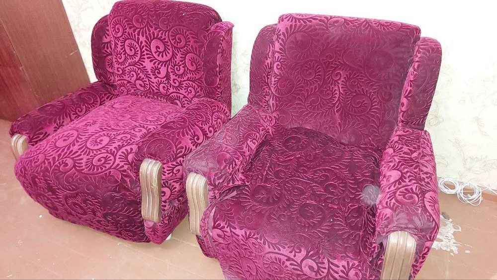 Продаются 2 кресла мягкие
