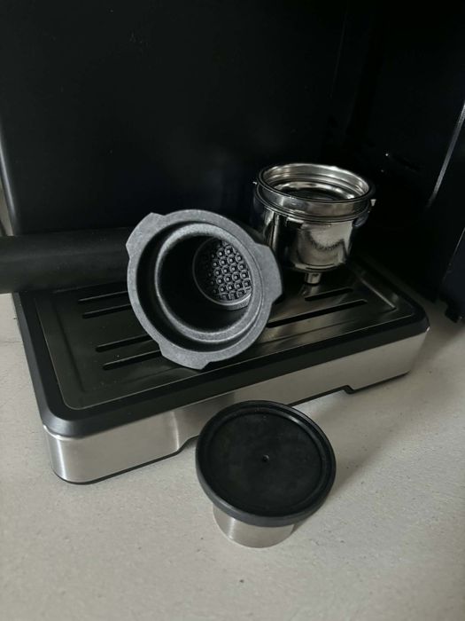 Expres de cafea 3 in 1 , nou fără etichetă.