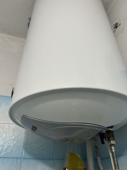 Аристон 80 литр состояние хорошее