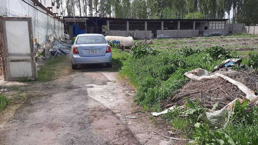 Ер сотилади 20 сотих Юқоричирчиқ МФЙ ободан (Янги Тошкент)